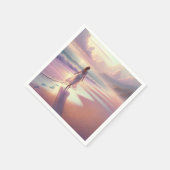  vrouw die voetafdrukken achterlaat op een strand servet (Hoek)