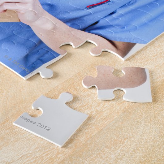 Vrouw Doctor in de bosbouw Legpuzzel (Zijkant)