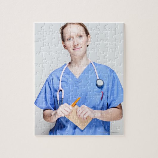 Vrouw Doctor in de bosbouw Legpuzzel (Verticaal)