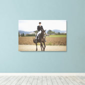 vrouw-dressage canvas afdruk (Insitu (Houten vloer))