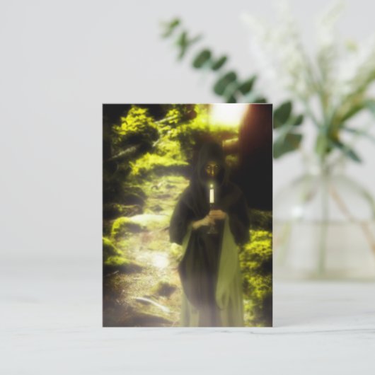 Vrouw druïde in het bos briefkaart (Staand voorkant)
