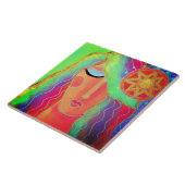 Vrouw en de Abstracte Digitale Schildering van de  Tegeltje (Zijkant)