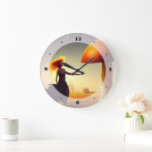 Vrouw en een enorme paddenstoel grote klok (Huis)