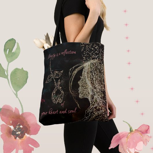 vrouw en roos tote bag