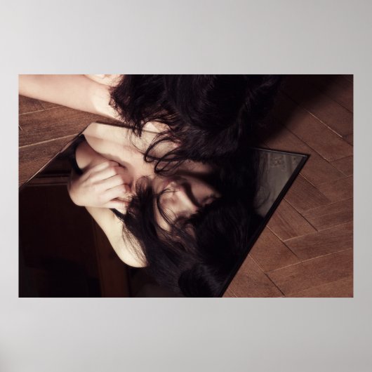 Vrouw en spiegel poster (Voorkant)
