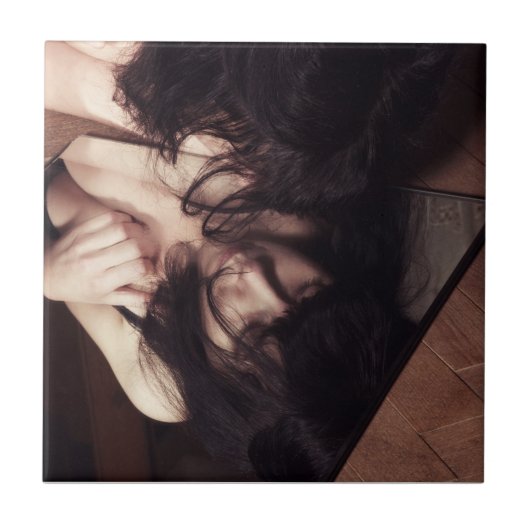 Vrouw en spiegel tegeltje (Voorkant)