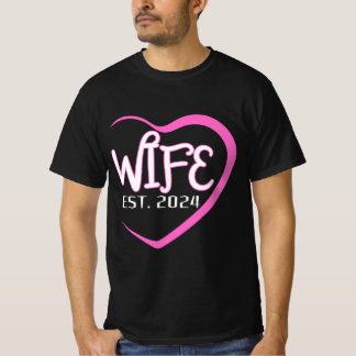 Vrouw Est. 2024 Gewoon getrouwd bruiloft vrouw T-shirt