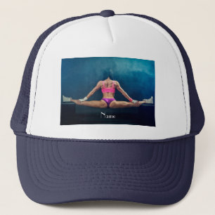 Vrouw fitness Model Split Thunder_Cove Trucker Pet