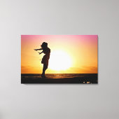 Vrouw geluk bij strand Sunset Canvas Afdruk (Voorkant)