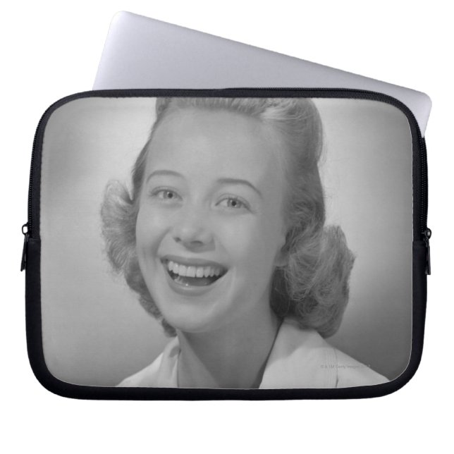 Vrouw glimlachen laptop sleeve (Voorkant)