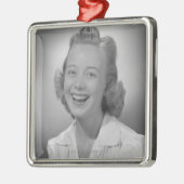 Vrouw glimlachen metalen ornament (Links)