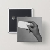 Vrouw Holding-kaart Vierkante Button 5,1 Cm (Voorkant /achterkant)
