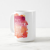 Vrouw Hotter dan deze koffie Waterverf Trendy Koffiemok (Voorkant links)