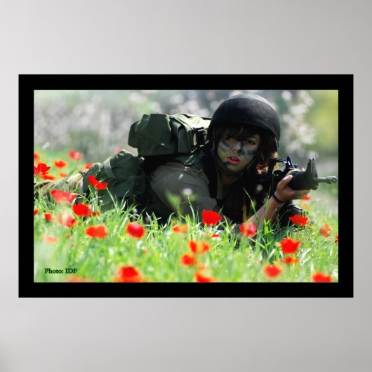 Vrouw IDF in Camouflage Poster (Voorkant)