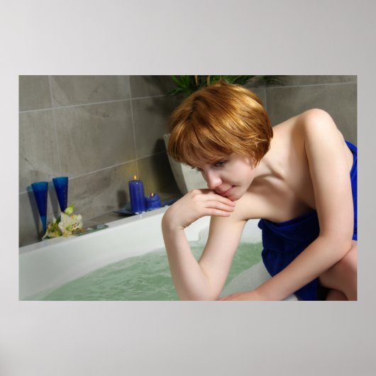 Vrouw in badkamer poster (Voorkant)