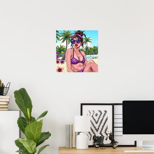 Vrouw in Bikini en Bandanna op het strand Poster (Thuiskantoor)