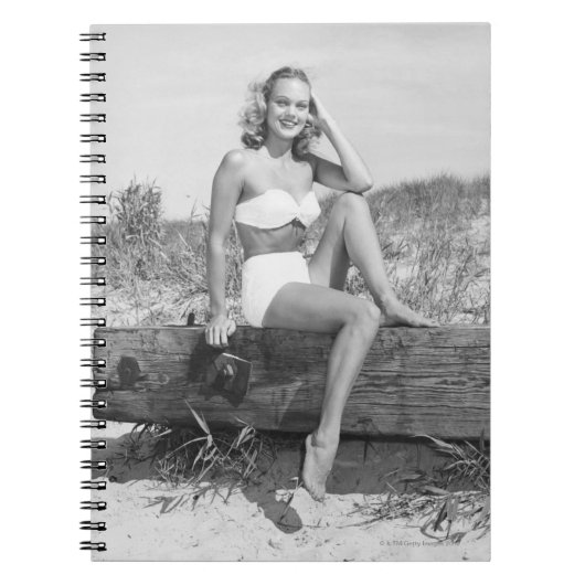 Vrouw in bikini notitieboek (Voorkant)