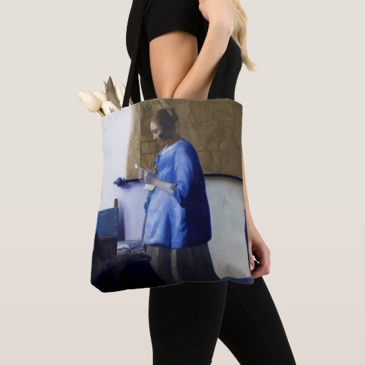 Vrouw in Blauw, Johannes Vermeer Tote Bag (Dichtbij)