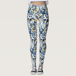Vrouw in blauw leggings