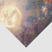 Vrouw in bloemetjespatchworkjurk in maanverlichte  tissuepapier (Detail)