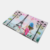 Vrouw in de deurmat van Parijs (Schuin)