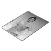 Vrouw in de dress notitieboek (Linkerzijde)