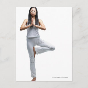 Vrouw in de positie van yoga briefkaart
