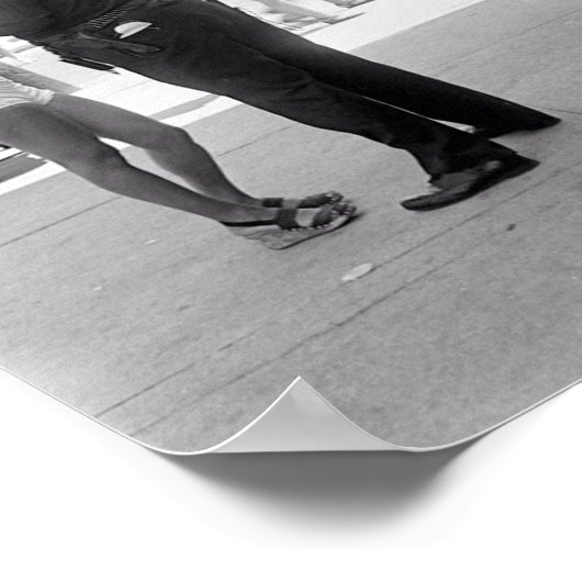 Vrouw in een badpak Een ticket kopen Poster (Hoek)