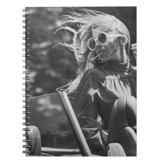  vrouw in een cabriolet notitieboek (Voorkant)