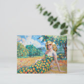 Vrouw in een Oranje Grove Briefkaart (Staand voorkant)