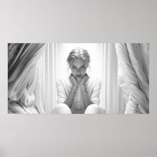 Vrouw in een studio met gezicht in haar handen B&W Poster (Voorkant)