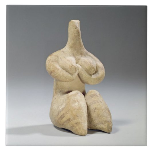 Vrouw in Halaf stijl, c.4500 BC (ter) Tegeltje (Voorkant)
