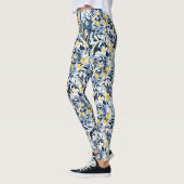 Vrouw in het blauw leggings (Links)