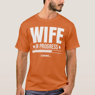 Vrouw in uitvoering Verloving laden Toekomstige li T-shirt