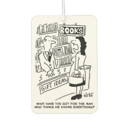 Vrouw informeert in een boekwinkel luchtverfrisser