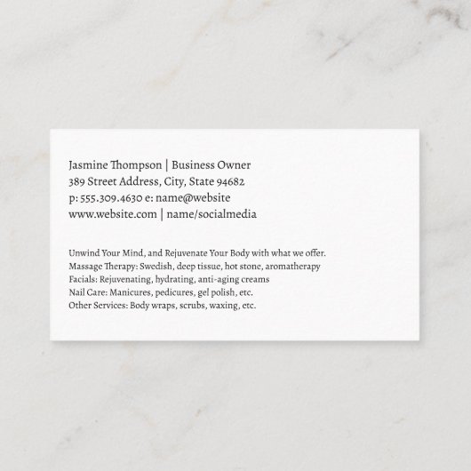 Vrouw krijgt gezichtsbehandeling in spa | Beauty R Visitekaartje (Achterkant)