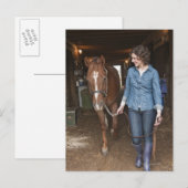 Vrouw leidend paard briefkaart (Voorkant / Achterkant)