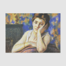 Vrouw leunend op een stoel