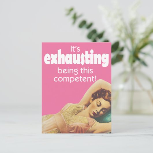  vrouw liggend briefkaart (Staand voorkant)