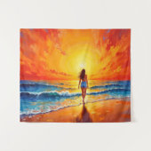 Vrouw lopen oceaan strand warme zonsondergang wandkleed (Voorkant (horizontaal))