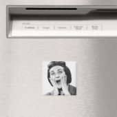 Vrouw maakt gezicht magneet (Insitu (Vaatwasser))