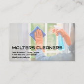 Vrouw maakt raam schoon visitekaartje (Voorkant)