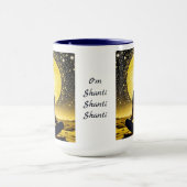 Vrouw Meditatie Om Shanti Shanti Mok (Midden)