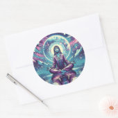 Vrouw mediteert Spirituele serene kunst Ronde Sticker (Envelop)