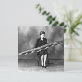 vrouw met aal bedankkaart (Staand voorkant)