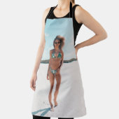 Vrouw met bikini op zand schort (Insitu)