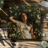 VROUW MET BLOEMEN KAART