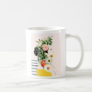 Vrouw met bloemen koffiemok