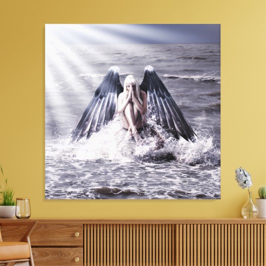 Vrouw met donkere engelenvleugels canvas afdruk (Insitu (Woonkamer))