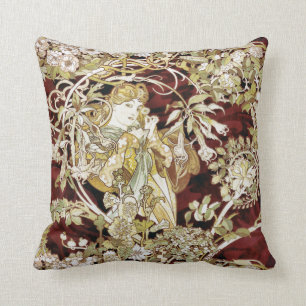 Vrouw met een Daisy Alphonse Mucha Fine Art Kussen